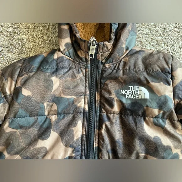 Kids The Northface Jacket - Picture 2 of 5